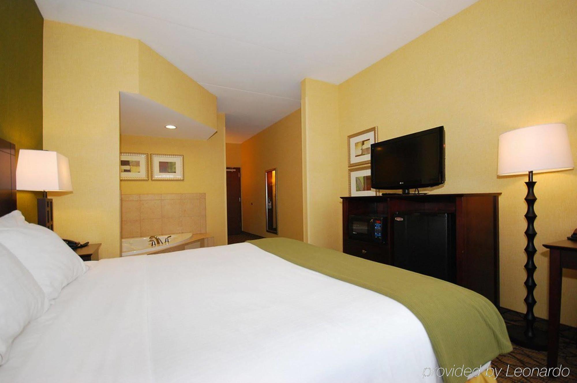 Holiday Inn Express And Suites Kittanning, An Ihg Hotel Exteriör bild