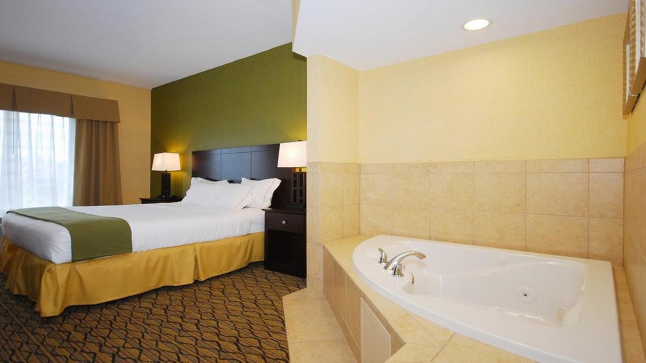 Holiday Inn Express And Suites Kittanning, An Ihg Hotel Exteriör bild