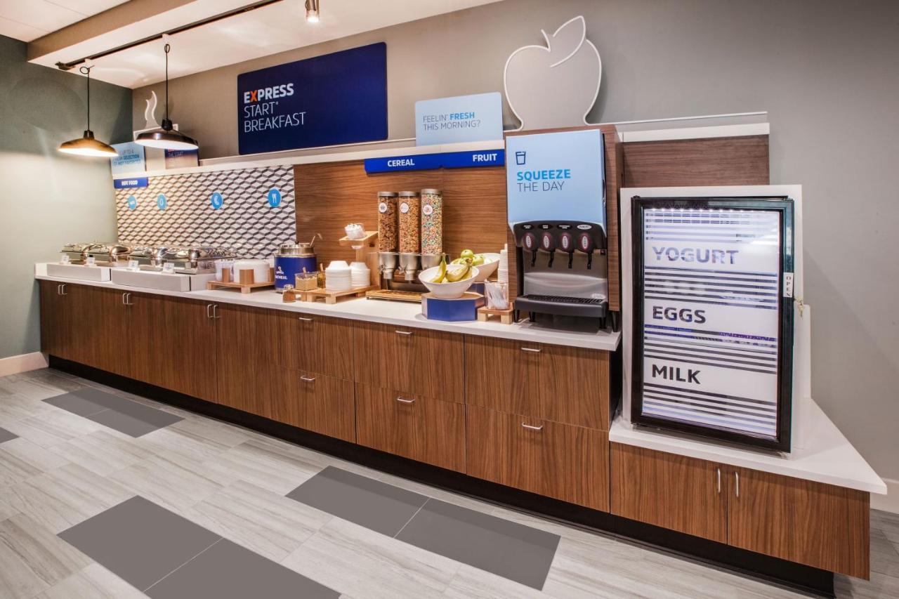 Holiday Inn Express And Suites Kittanning, An Ihg Hotel Exteriör bild