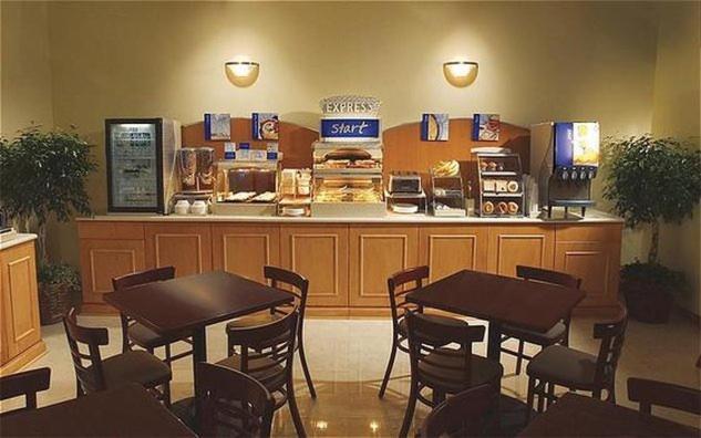 Holiday Inn Express And Suites Kittanning, An Ihg Hotel Exteriör bild
